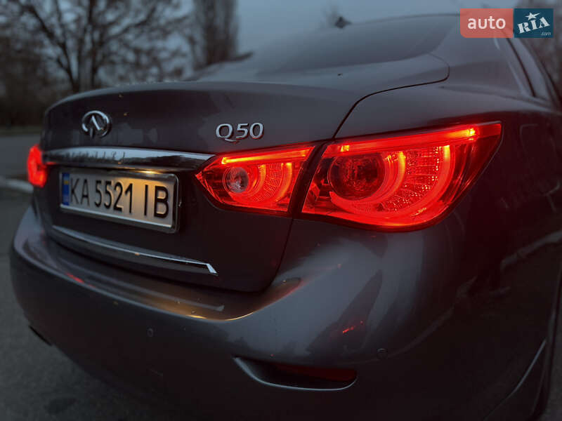 Седан Infiniti Q50 2016 в Киеве