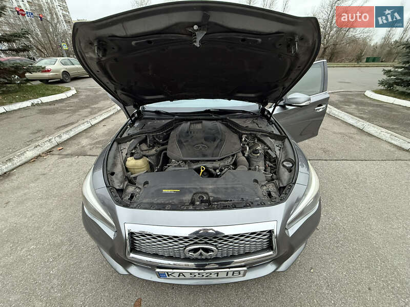 Седан Infiniti Q50 2016 в Киеве