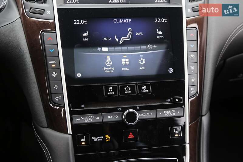 Седан Infiniti Q50 2017 в Киеве