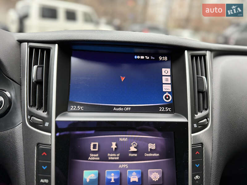 Седан Infiniti Q50 2014 в Киеве