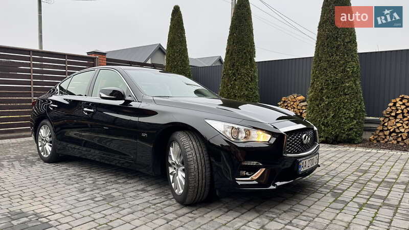 Седан Infiniti Q50 2021 в Киеве