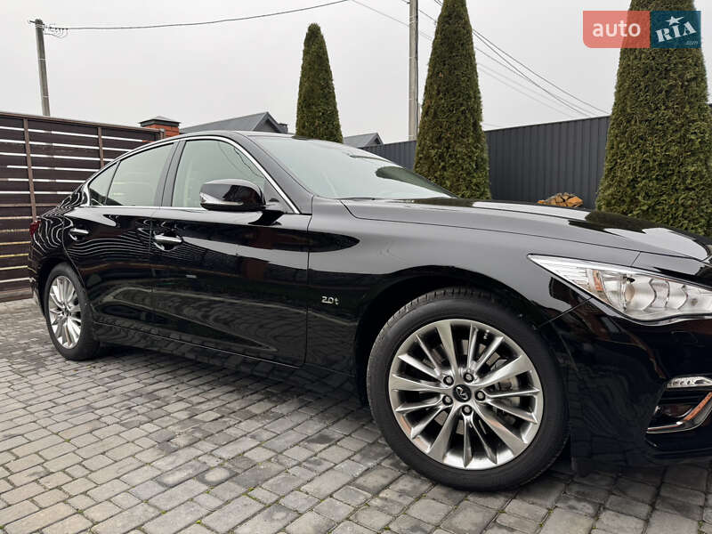 Седан Infiniti Q50 2021 в Киеве