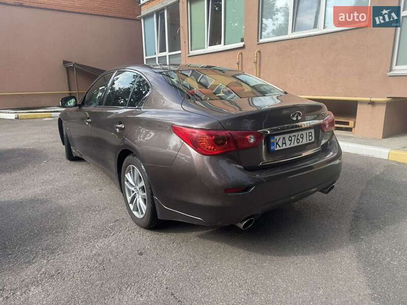 Седан Infiniti Q50 2017 в Киеве