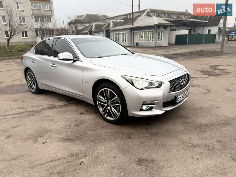 Седан Infiniti Q50 2014 в Конотопе