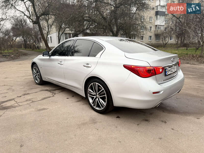 Седан Infiniti Q50 2014 в Конотопе