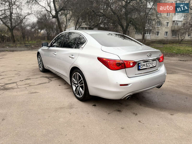Седан Infiniti Q50 2014 в Конотопе