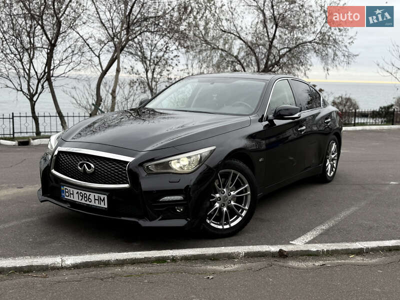Infiniti Q50 2015