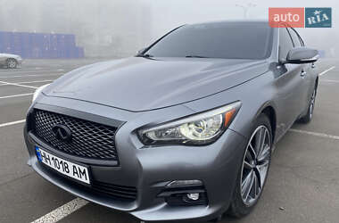 Седан Infiniti Q50 2016 в Кам'янець-Подільському
