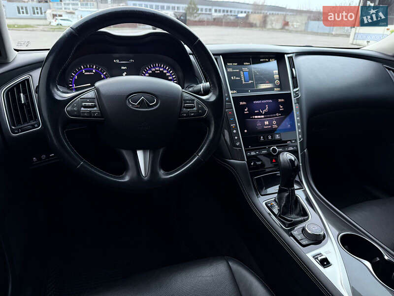 Седан Infiniti Q50 2014 в Львові фото 16 Седан Infiniti Q50 2014 в Львові