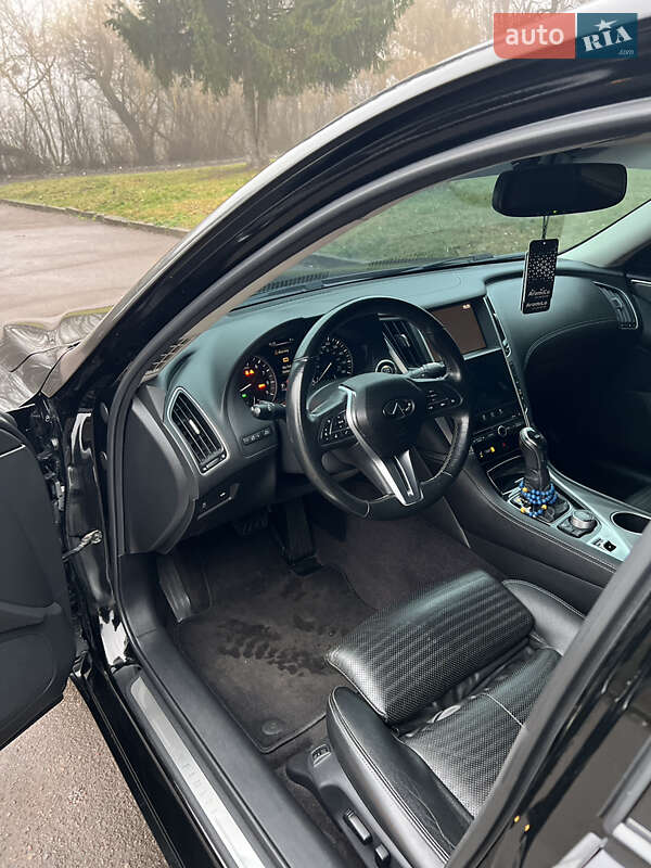 Седан Infiniti Q50 2018 в Житомирі