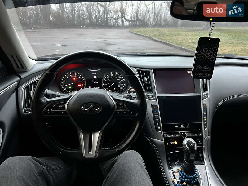 Седан Infiniti Q50 2018 в Житомирі