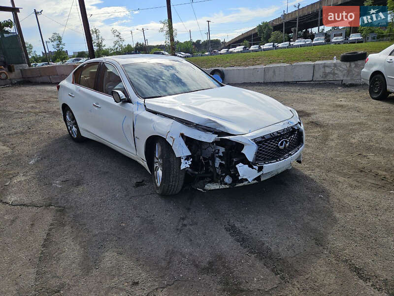 Седан Infiniti Q50 2019 в Луцьку