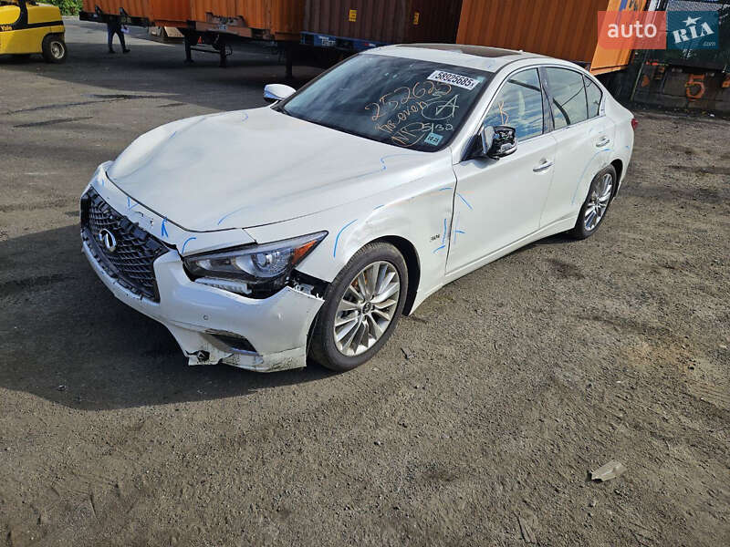 Седан Infiniti Q50 2019 в Луцьку