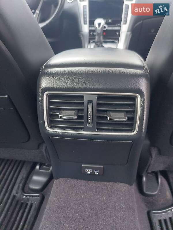 Седан Infiniti Q50 2020 в Луцьку