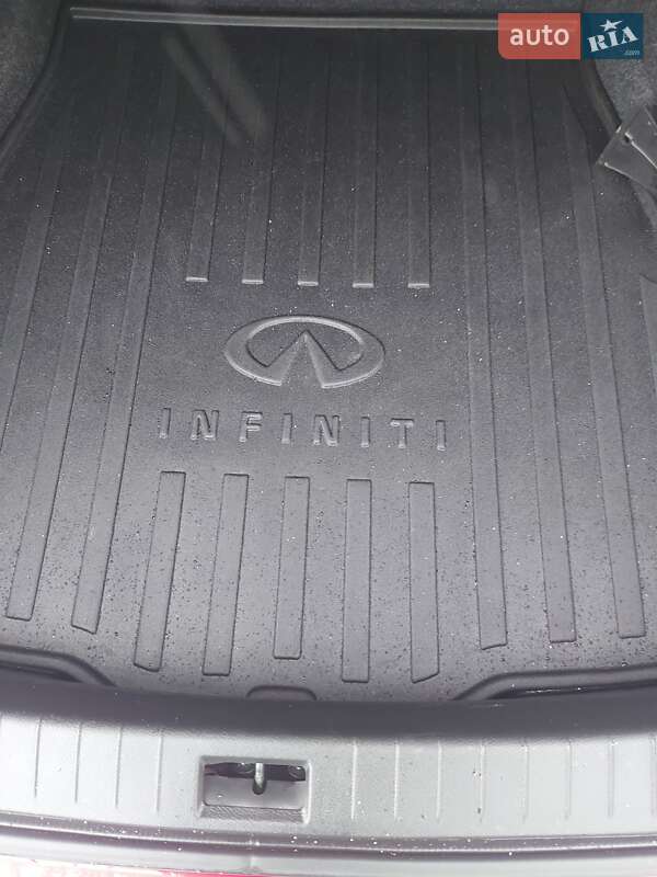 Седан Infiniti Q50 2020 в Луцьку