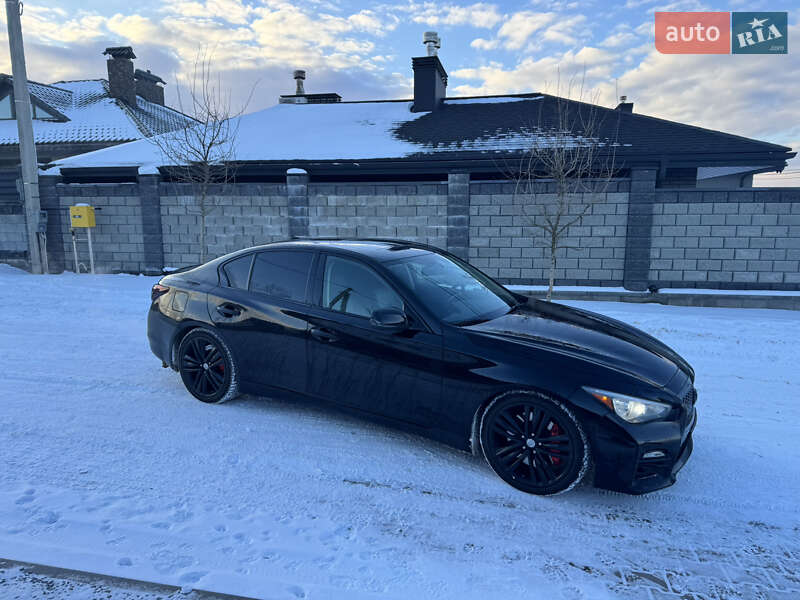 Седан Infiniti Q50 2013 в Рівному