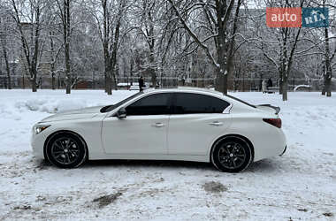 Седан Infiniti Q50 2016 в Киеве