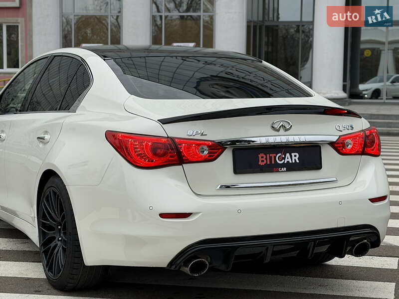 Седан Infiniti Q50 2016 в Одессе