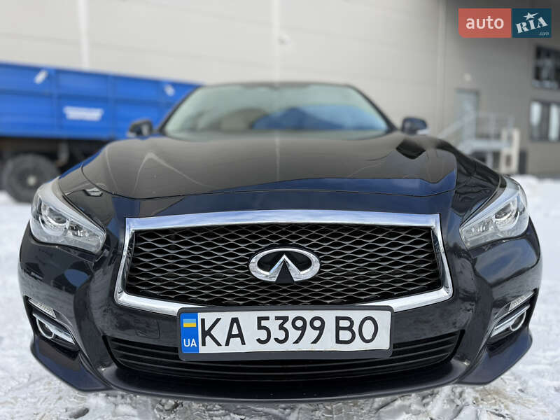 Седан Infiniti Q50 2017 в Киеве