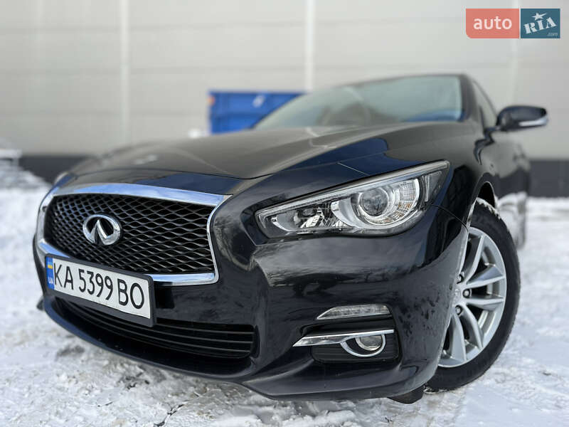 Седан Infiniti Q50 2017 в Киеве