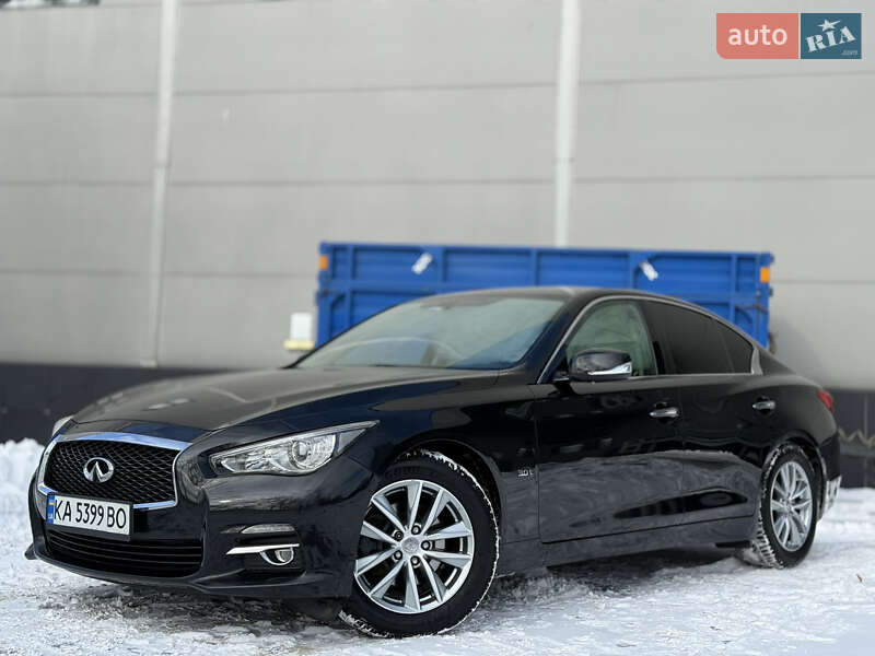 Седан Infiniti Q50 2017 в Киеве