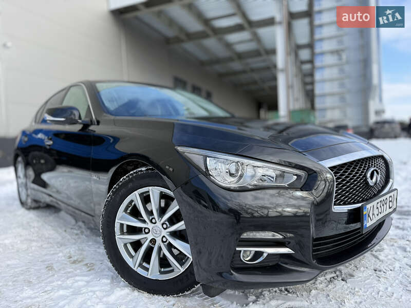 Седан Infiniti Q50 2017 в Киеве