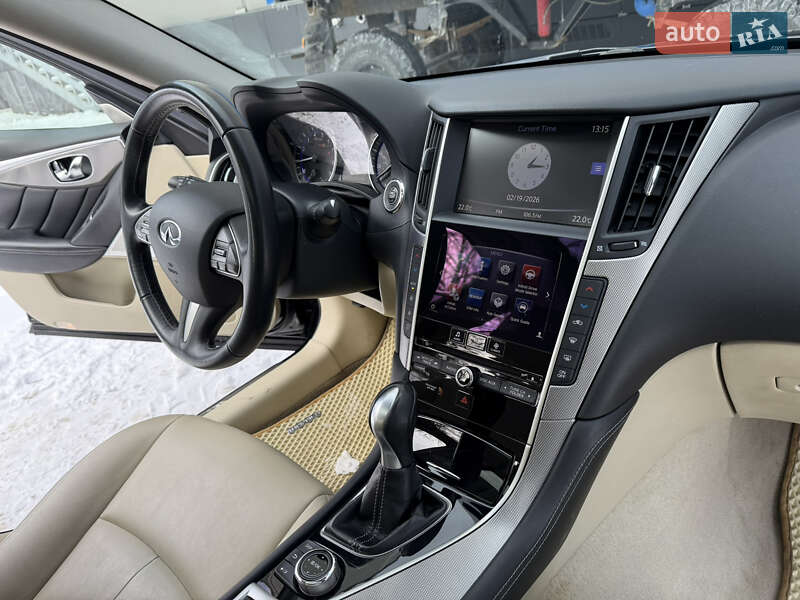 Седан Infiniti Q50 2017 в Киеве