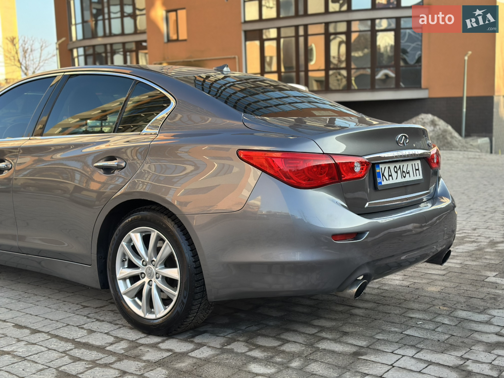 2015 Infiniti Q50 - мініатюра 13