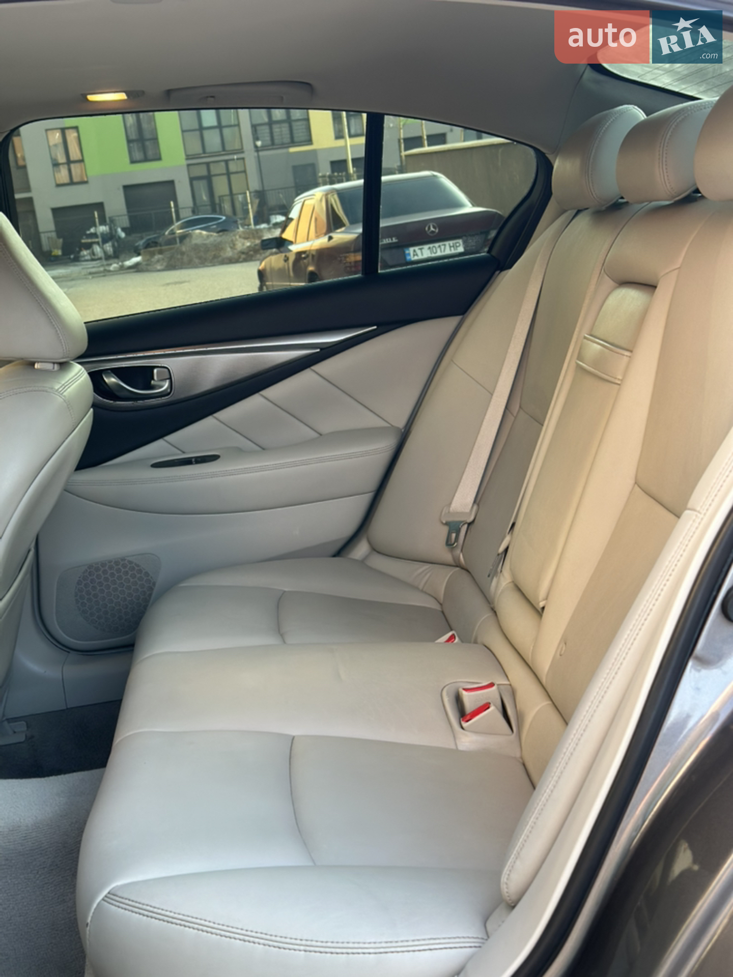 2015 Infiniti Q50 - мініатюра 42
