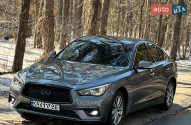Седан Infiniti Q50 2015 в Києві