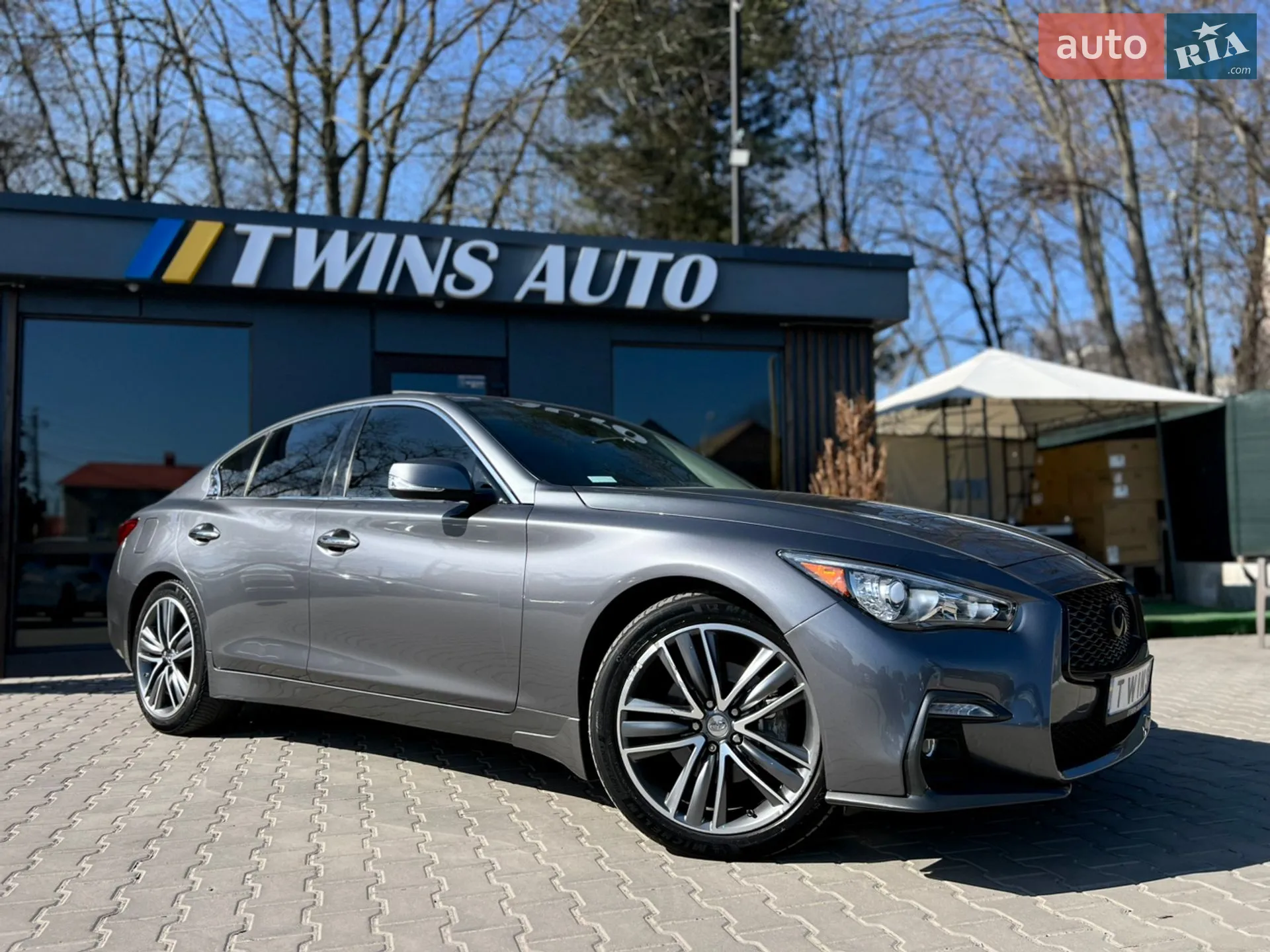 2017 Infiniti Q50 - мініатюра 16
