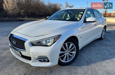 Седан Infiniti Q50 2016 в Днепре
