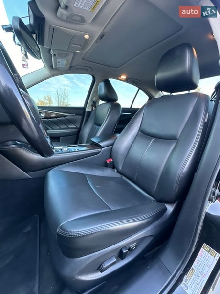 Седан Infiniti Q50 2017 в Киеве