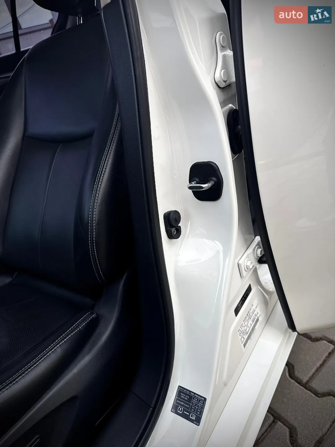 Infiniti Q50 2016 VIN JNKDV71E1GM551559 фото оголошення 45 з 72