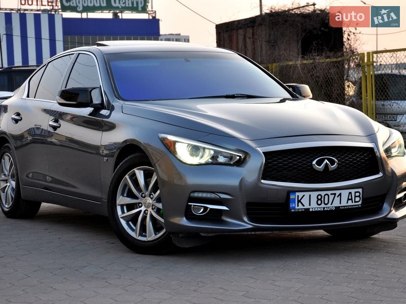 Infiniti Q50 2015
