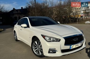 Седан Infiniti Q50 2015 в Калуше