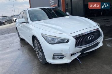 Седан Infiniti Q50 2015 в Львові