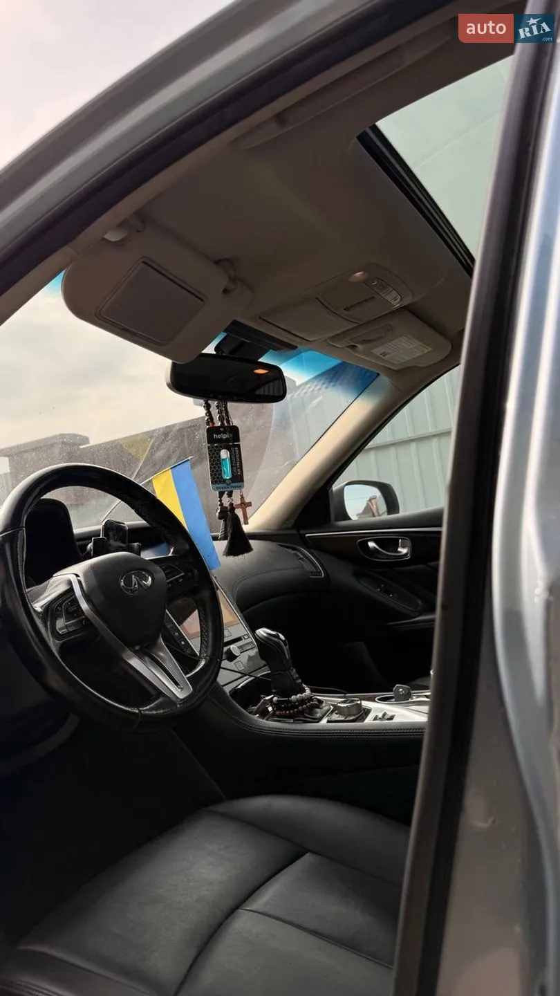 2017 Infiniti Q50 - мініатюра 2