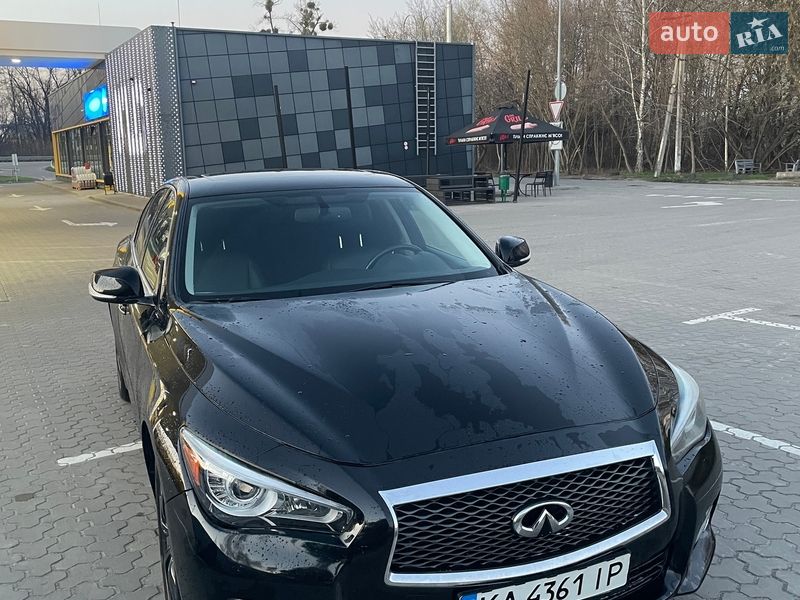 Infiniti Q50 2015