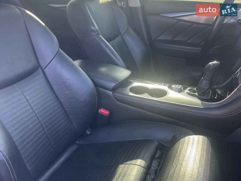 Седан Infiniti Q50 2017 в Киеве