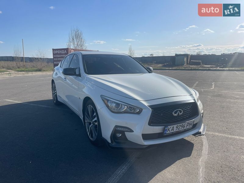 Седан Infiniti Q50 2017 в Киеве
