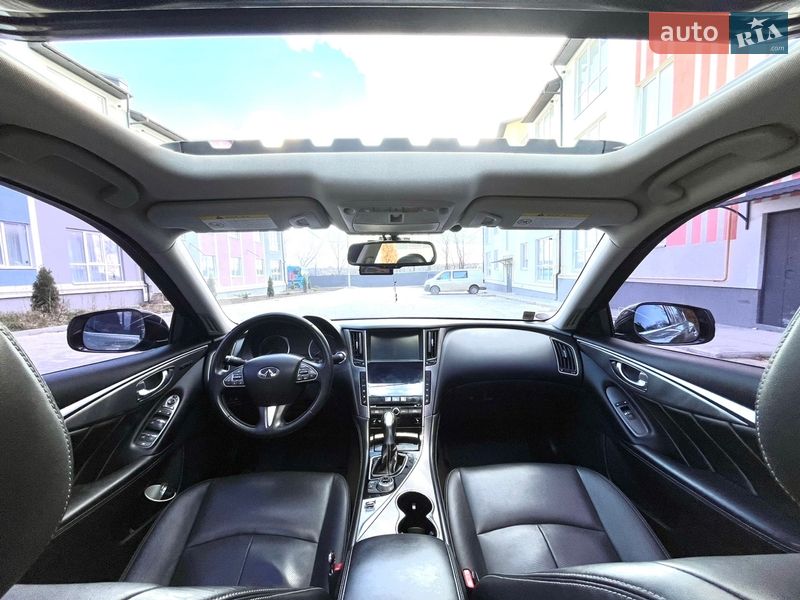Седан Infiniti Q50 2016 в Виннице