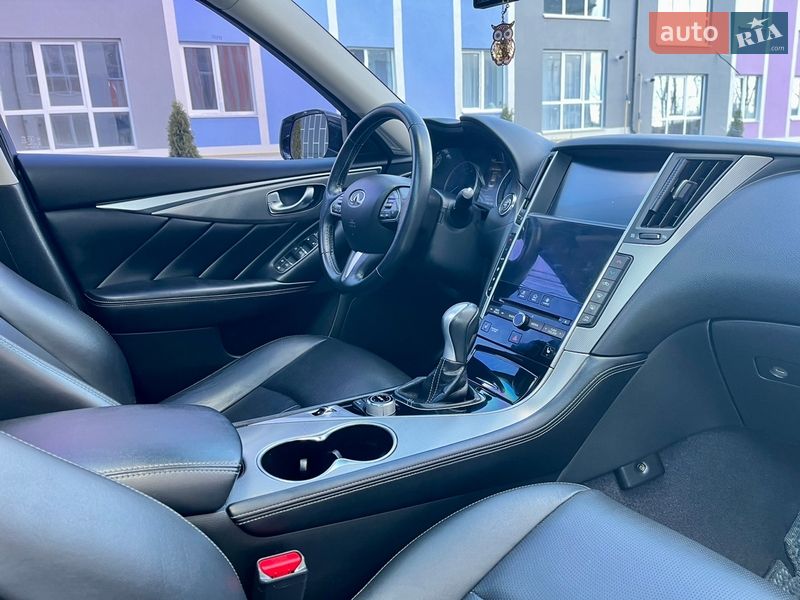 Седан Infiniti Q50 2016 в Виннице