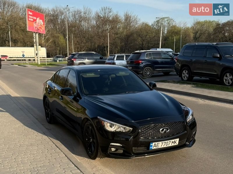 Infiniti Q50 2016