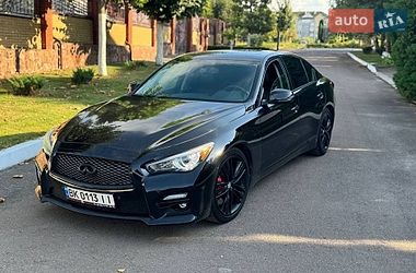 Седан Infiniti Q50 2013 в Ровно