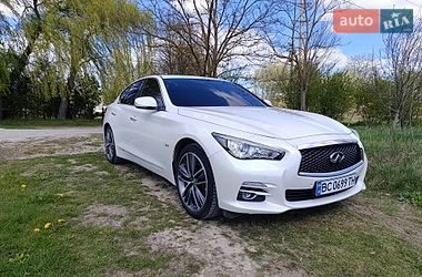 Седан Infiniti Q50 2015 в Львове