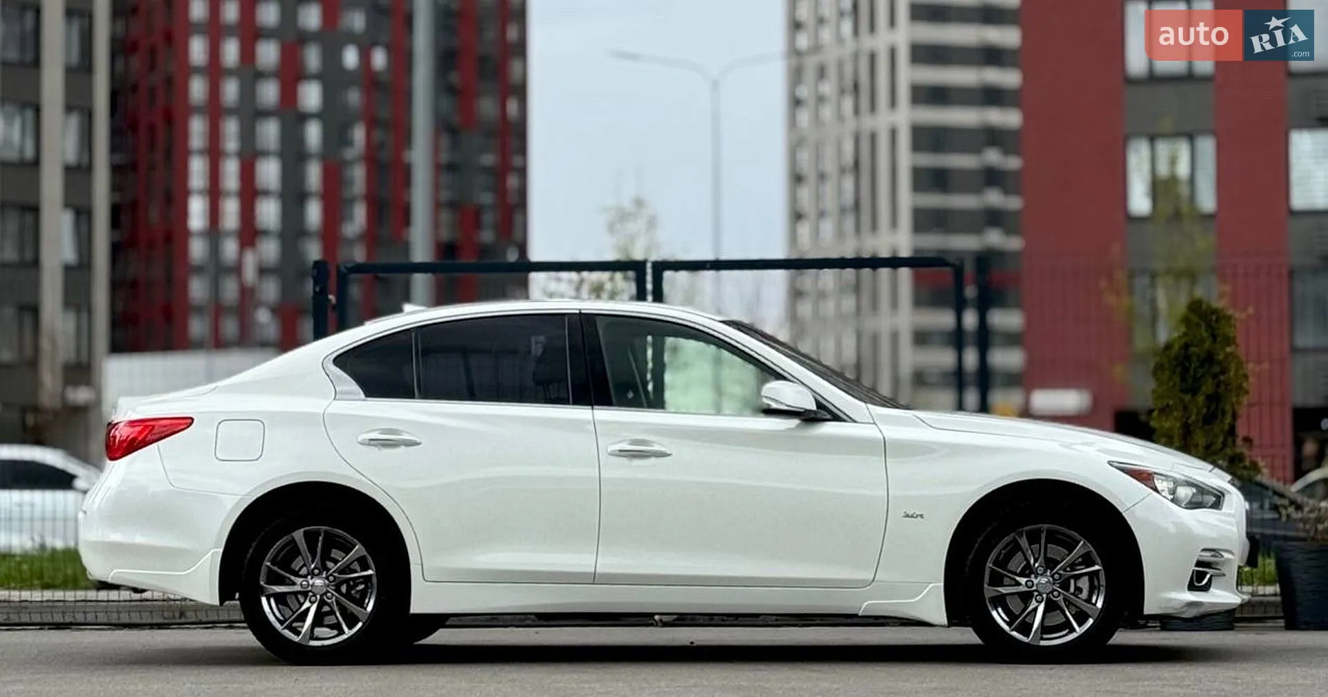 2016 Infiniti Q50 - мініатюра 8