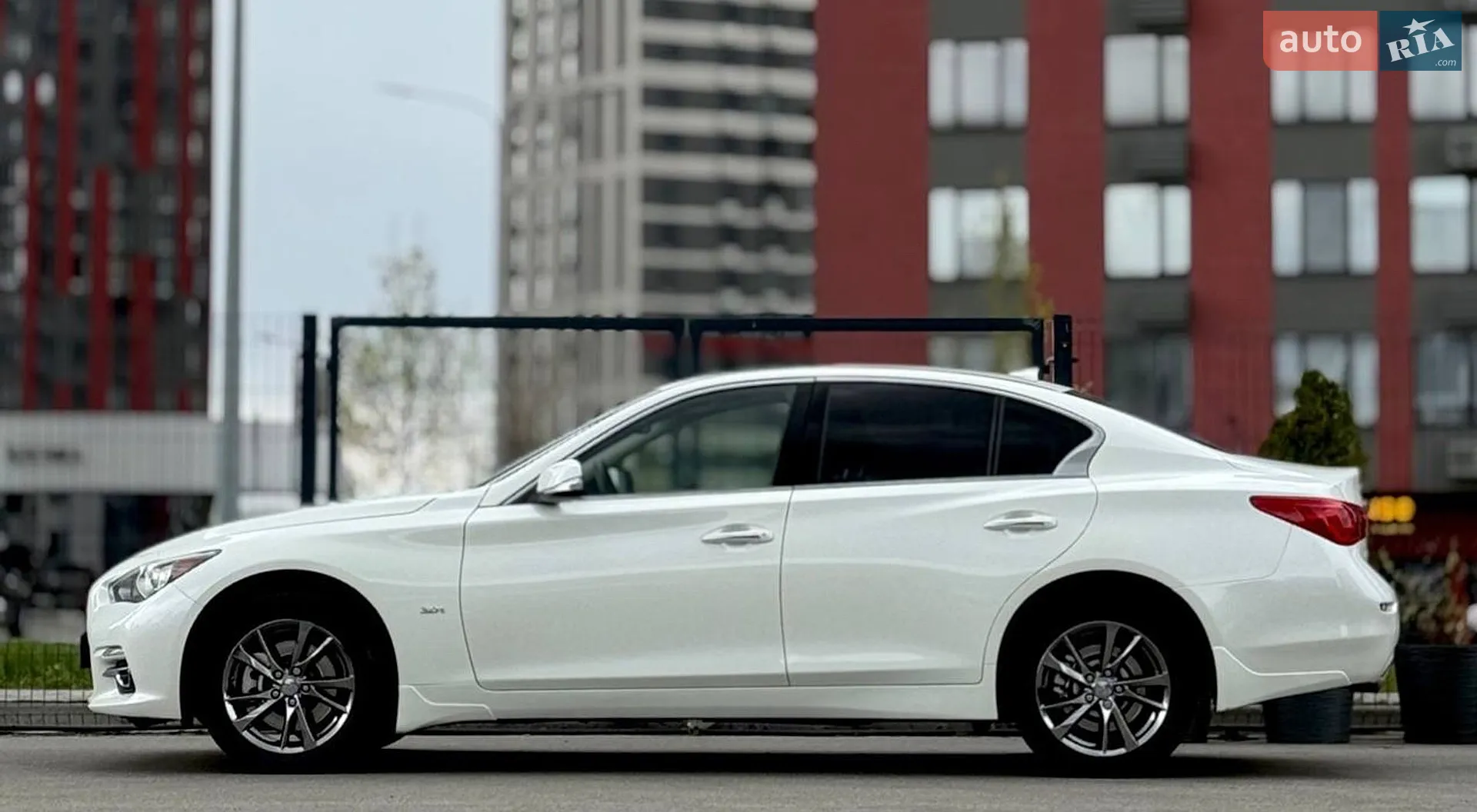2016 Infiniti Q50 - мініатюра 11