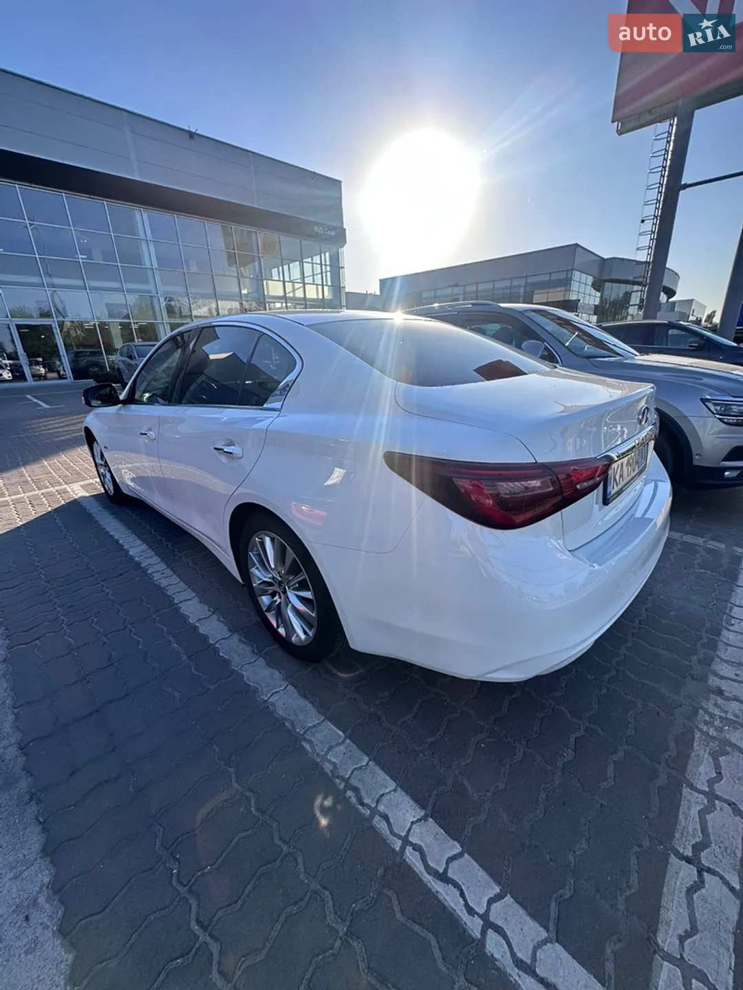 2019 Infiniti Q50 - мініатюра 3