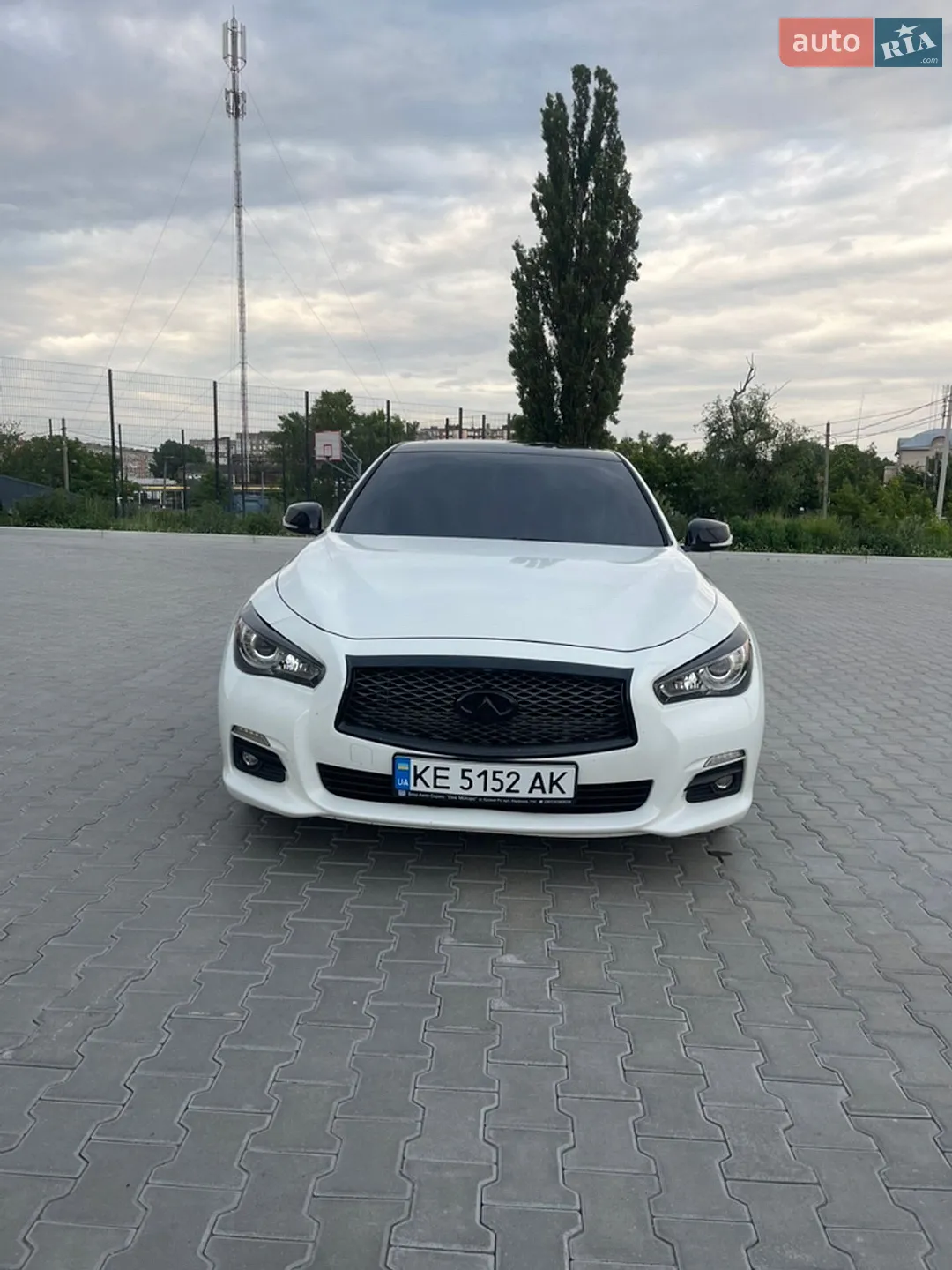 2015 Infiniti Q50 - мініатюра 2